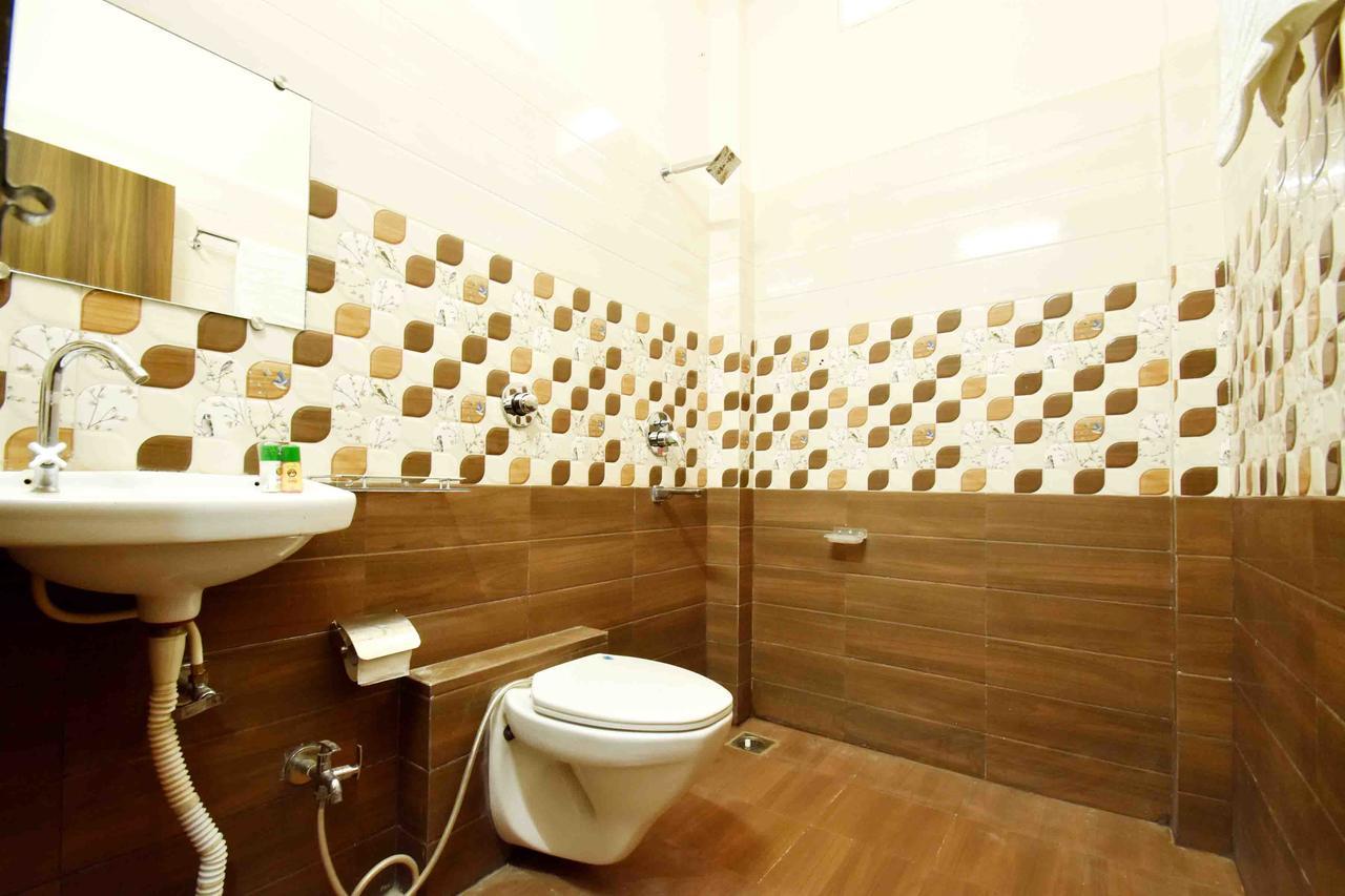 אויאיין Hotel Hori Palace מראה חיצוני תמונה